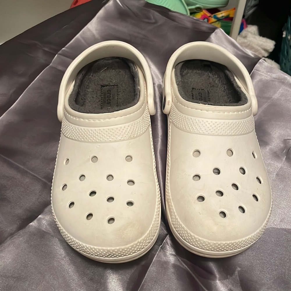 White fuzzy Crocs